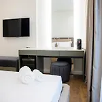 Adore Boutique 4*
