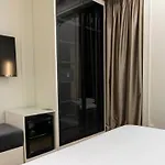 Hotel Adore Boutique 4*